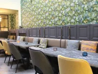 Leonardo Hotel Antwerp Hotels near De Keyserlei