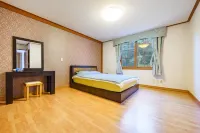 Yeongwol Donggang Hill House Pension