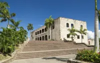 Golden House Hotel & Convention Center Hotel di Santo Domingo Este