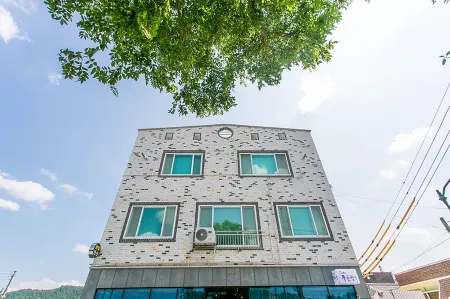 Damyang Dambit Pension