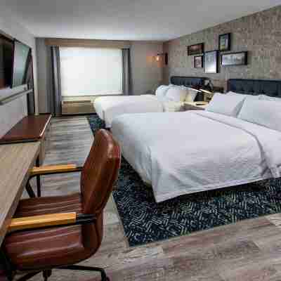 Four Points by Sheraton Appleton Rooms