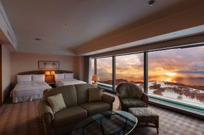 ジュニアスイートツイン　海側 ザ・ウィンザーホテル洞爺リゾート & スパの写真