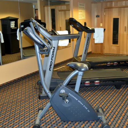 Holiday Inn Express & Suites SUFFOLK by IHG