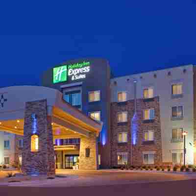 Holiday Inn Express & Suites Las Cruces North Hotel Exterior