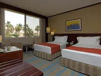 Holiday Inn 利雅得 - IZDIHAR 鄰近格拉納達中心的酒店