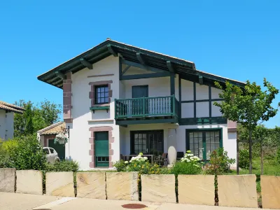 Le Domaine de Lana Hotel dekat Untxin