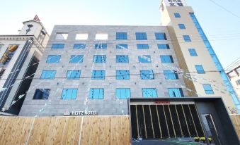 Changyeong Namji Heitz Hotel サムネイル