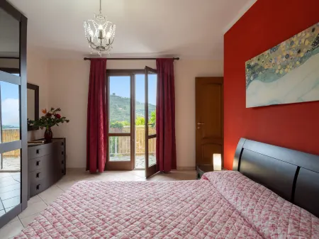 Villa Paradiso (Dol191) Отели в г. Дольчедо