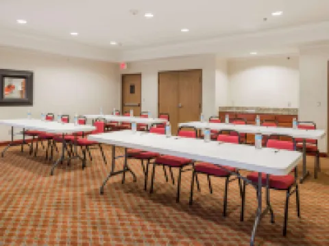 Super 8 by Wyndham St Robert Ft Leonard Wood Area Hoteles en St. Robert