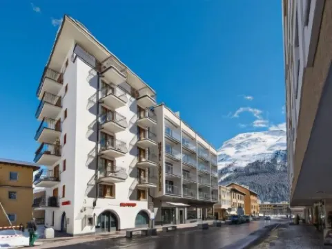 Hotel Piz St. Moritz Отели рядом с достопримечательностью «Пиц Найр»