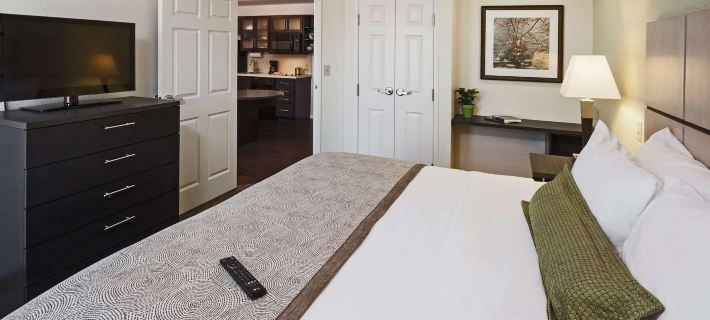 MainStay Suites- Kansas City Overland Park Hoteles en Condado de Johnson