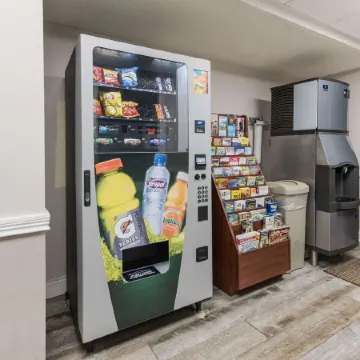 Suburban Studios Mason Hwy 42