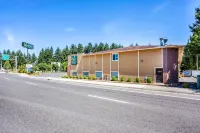 Quality Inn & Suites Vancouver North - 2-Star