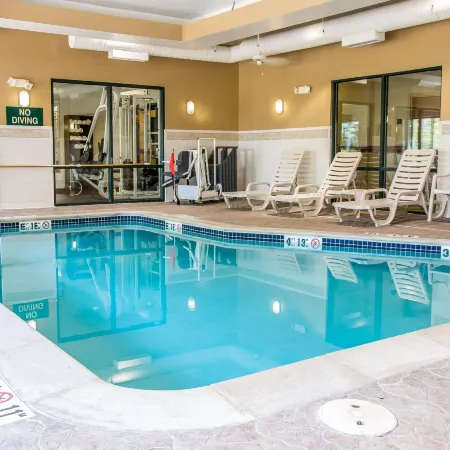 Comfort Suites