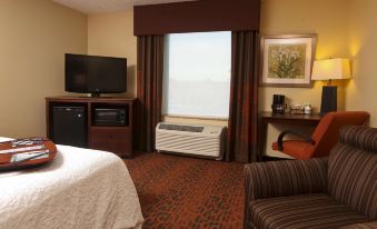 Hampton Inn & Suites by Hilton Fargo Medical Center