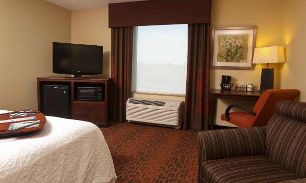 Hampton Inn & Suites by Hilton Fargo Medical Center