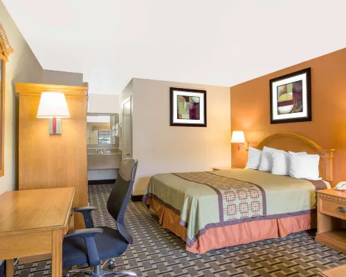 Days Inn by Wyndham Monroe La Hotels in Monroe