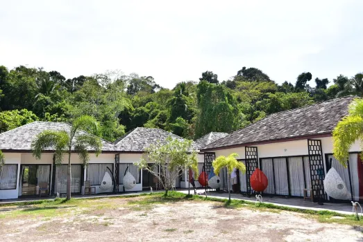 The Reef Resort Hotels near Koh Kradan