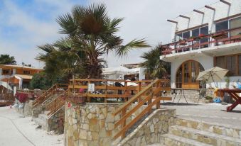 3. Hotel & ..