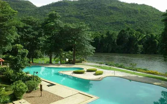 รูปภาพของเอกไพลินริเวอร์แควรีสอร์ต