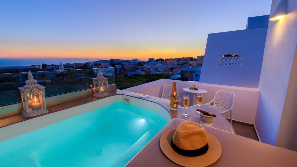 White Harmony Suites