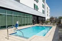 SpringHill Suites Riverside Redlands - Pool