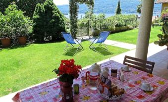 Margo 1 Apartment in Verbania with Lake View