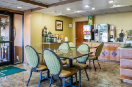 ควอลิตี อินน์ วินแลนด์