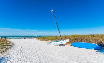 Captiva Beach Resort (Open Private Beach Access)