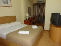 Pristine Hotel - Wifi
