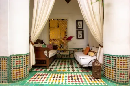 Riad Kaiss by Anika