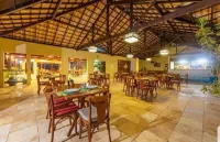 Pousada Coqueiro Beach Hotels in Луис-Коррея