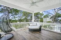 30A Pet Friendly Beach House - 33 Sunset by Panhandle Getaways Hotels in Rosemary Beach