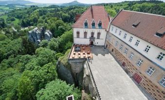 EA Zamecky Hotel Hruba Skala