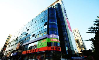 Hotel the Ann - Housity
