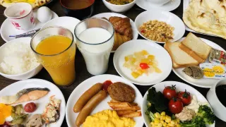 0225a120009uv6ozo769C R 320 180 R5 D