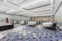 Holiday Inn & Suites Cedar Falls-Waterloo Event Ctr Hotels in Cedar Falls