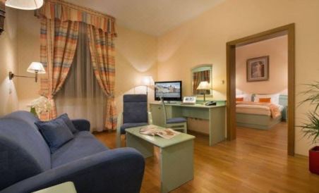Old Town Bed & Breakfast - Housity
