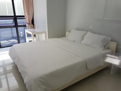 Tipnalin Apartment Phetchaburi Hotels in 