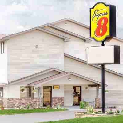 Super 8 by Wyndham Kent/Akron Area Hotel Exterior