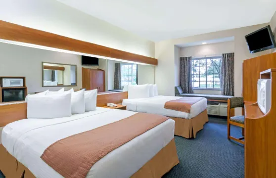 霍馬麥客達套房酒店