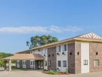 Super 8 by Wyndham Madison Hotels in Madison