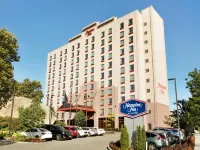 Hampton Inn New York - LaGuardia Airport Hotels near 111th Street