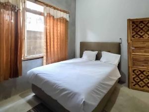 Sukawana Guest House Mitra RedDoorz