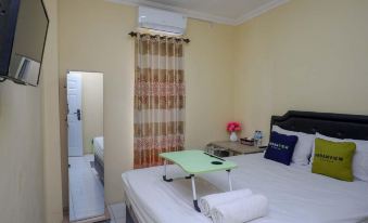 Urbanview Hotel Jogja City Mall