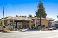 Days Inn by Wyndham Gilroy Hotel di Gilroy