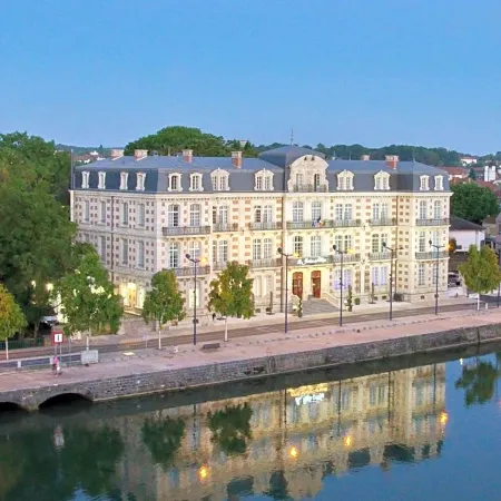 Les Jardins du Mess Отели в г. Верден