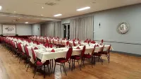 Logis Hôtel Saint Paul Hotels in Linieres-Bouton