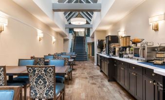 Independence Park Hotel, Premier Collection