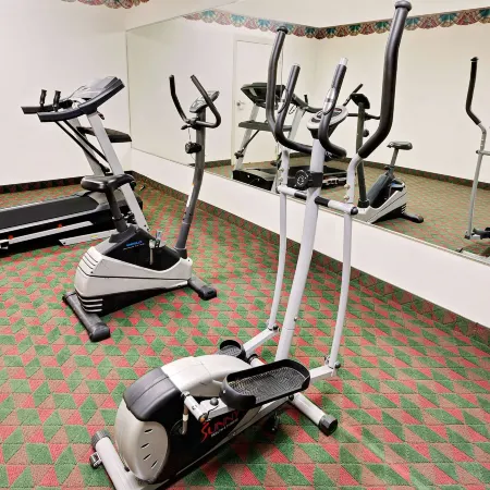 Days Inn & Suites by Wyndham Opelousas